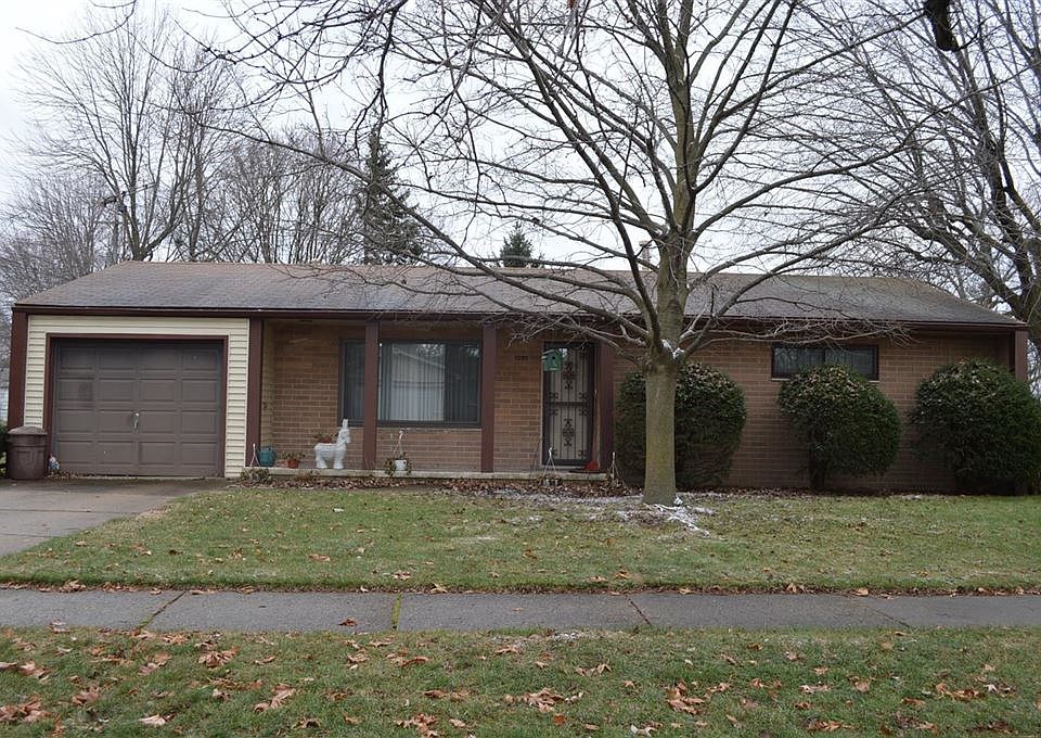 1st image of 1399 Georgina Dr