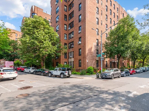 72 Park Terrace West image 15 of 18