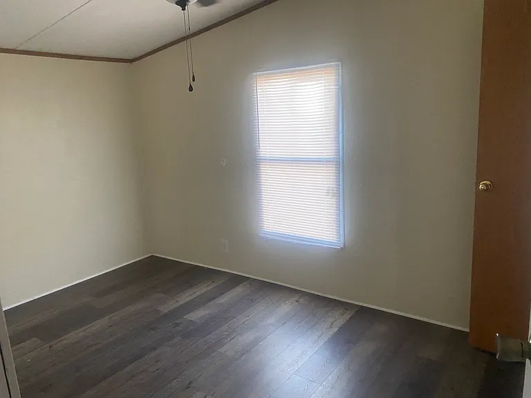 128 Loma Linda Ln — Photo 16