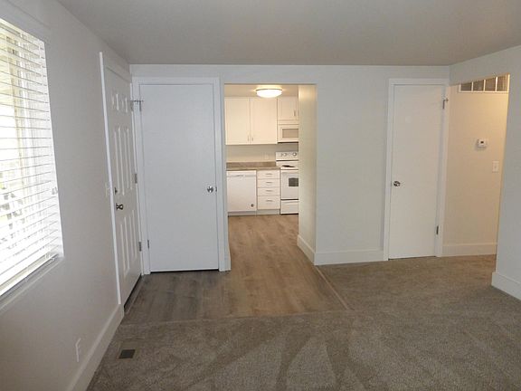 3rd image of 2115 E 3300 S APT E
