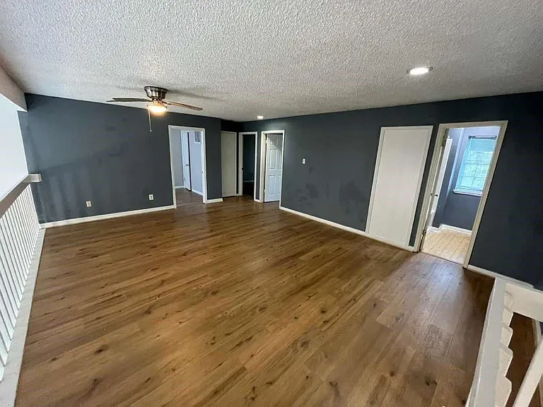 12915 Ashford Knoll Dr — Photo 17