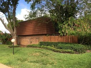 3006 San Clara Dr #10, Delray Beach, FL 33445