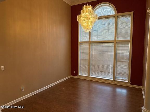 5th image of 503 N Shore Drive