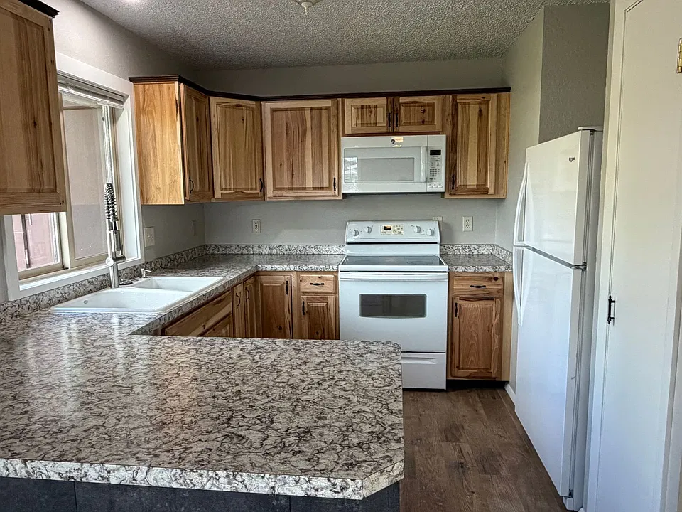 505 W Central Ave #A