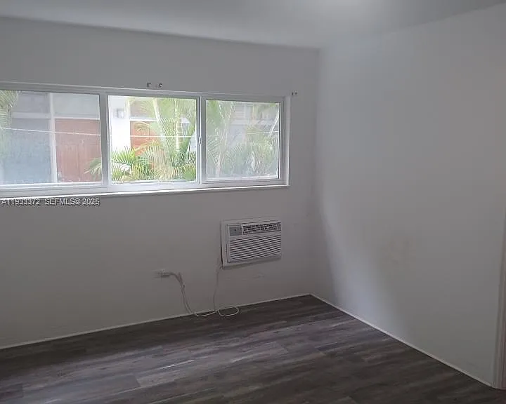 6950 Byron Ave #2 — Photo 7