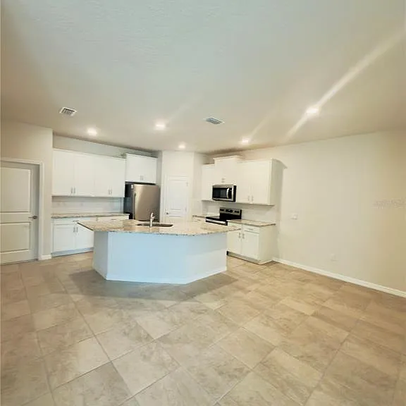 626 157th Ct E — Photo 10
