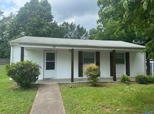 162 Wilkenson Dr NE, Huntsville, AL 35811