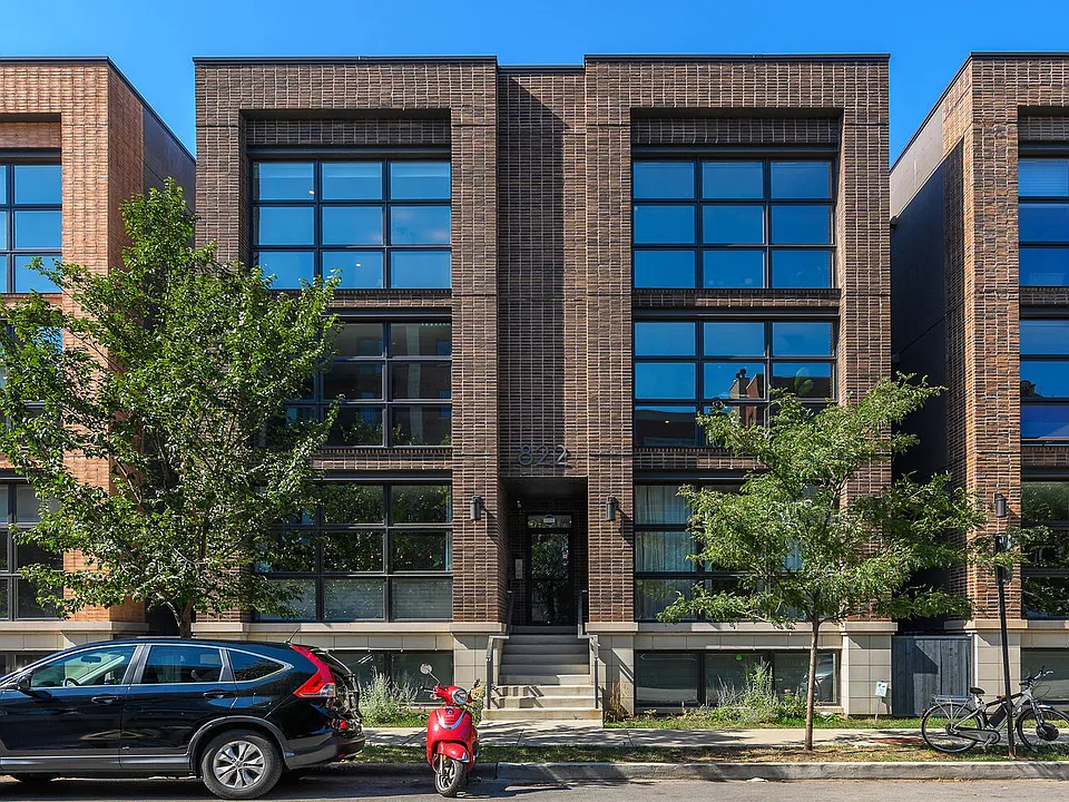 822 N Marshfield Ave #3S