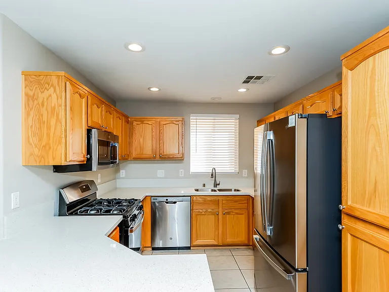 7309 Bindweed Rd — Photo 9