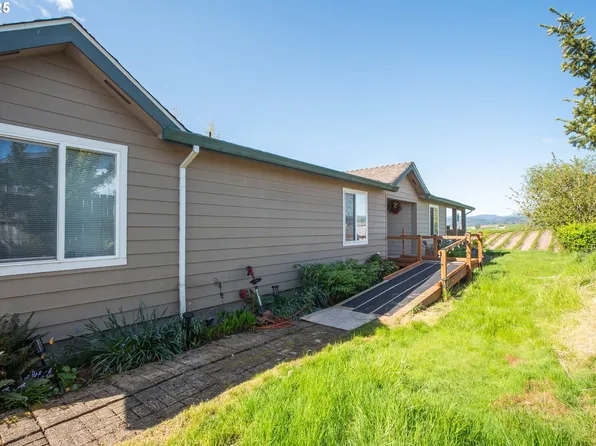 19583 NW Adcock Rd, Yamhill, OR 97148