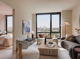380 4th Ave #2H, Brooklyn, NY 11215