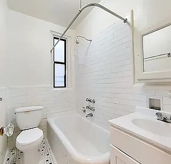 1609 Ocean Ave #7E — Photo 6