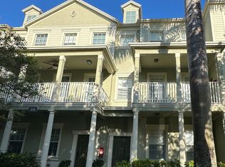 356 W Thatch Palm Cir APT 105, Jupiter, FL 33458