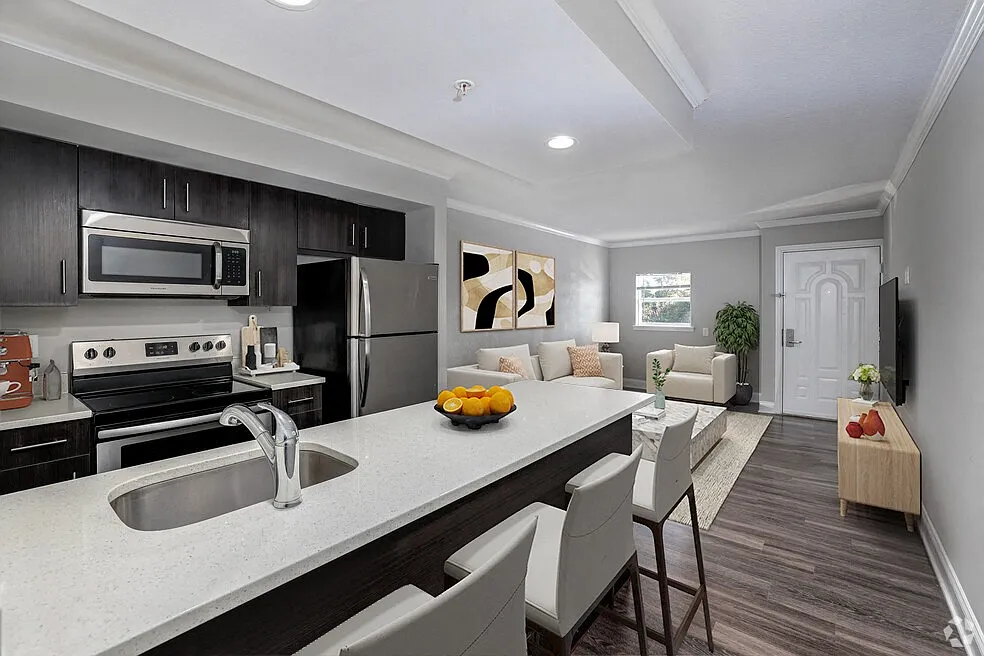 Avia Apartments at Reedy Creek — Photo 2