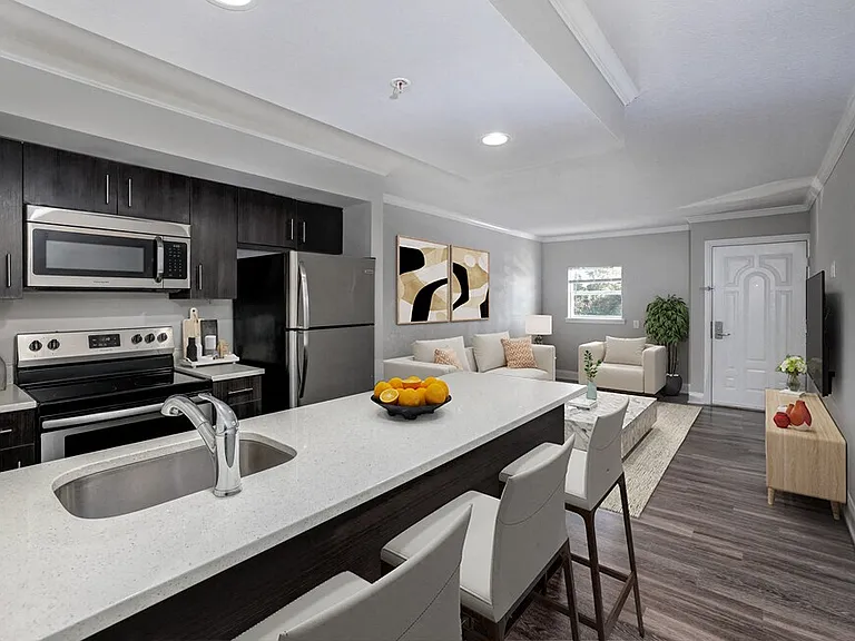 3020 Reedy Creek Blvd — Photo 2