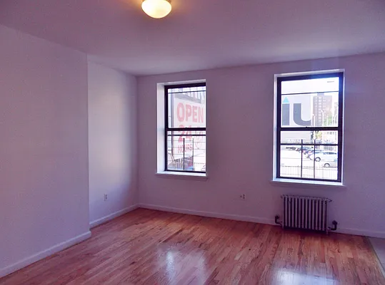 Rented by Sunrise Real Estate | media 12