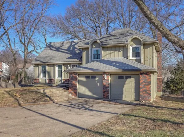 4931 Bluejacket St, Shawnee, KS 66203