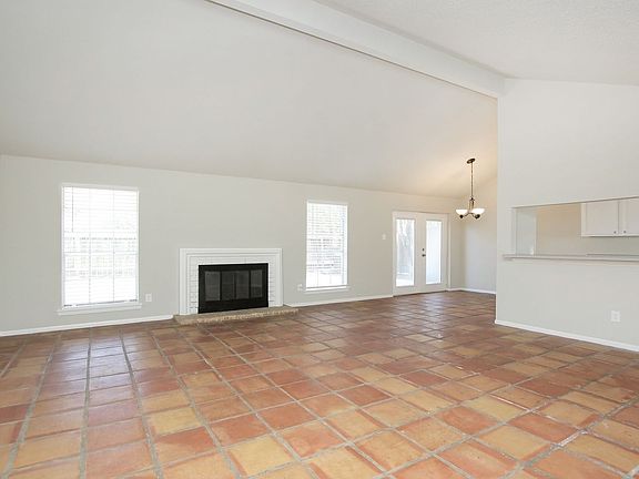 5th image of 13303 Hampton Falls Dr