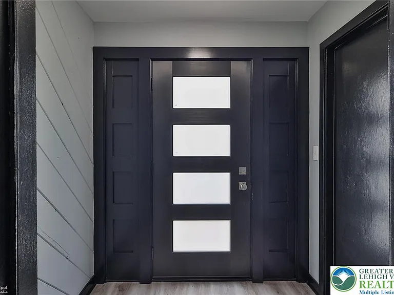 4410 Circle Dr — Photo 15