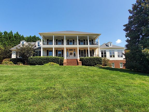 2nd image of 3530 Charter Oak Way
