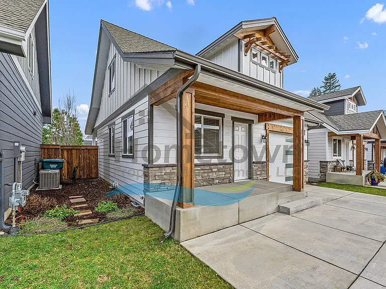 1358 N Sadee Ln — Photo 3