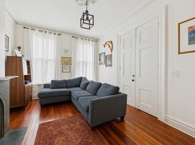 1731 Bainbridge St, Philadelphia, PA