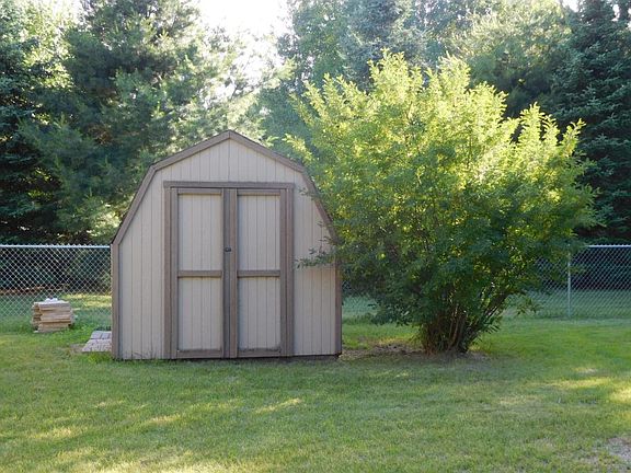 5th image of 1321 Pinto Dr NW