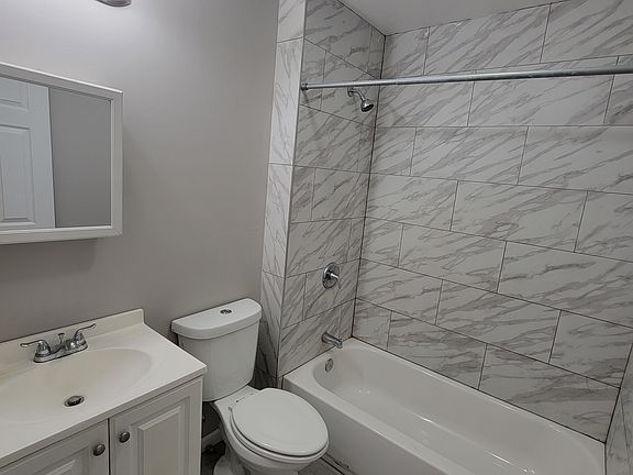 5th image of 5-298 Halstead St #6