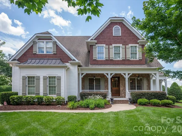 767 Mendenhall Ct, Fort Mill, SC 29715