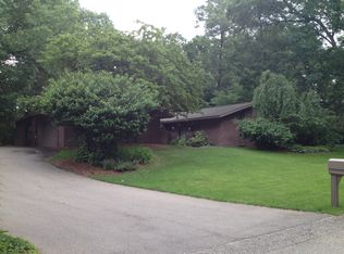 3100 Howlett Dr SE, Ada, MI 49301