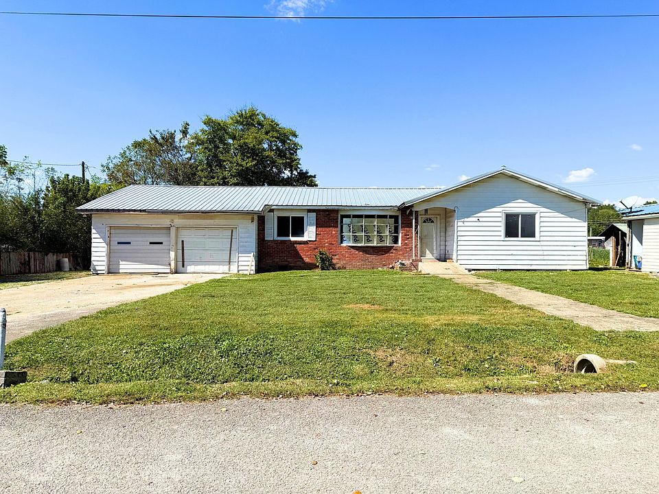 1st image of 52 Drive Parker Ln #A-b