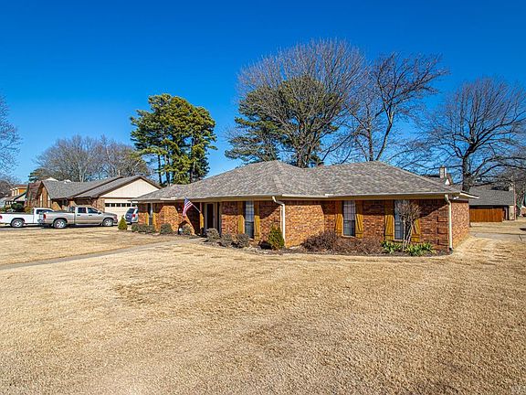 3rd image of 3801 Deer Dr