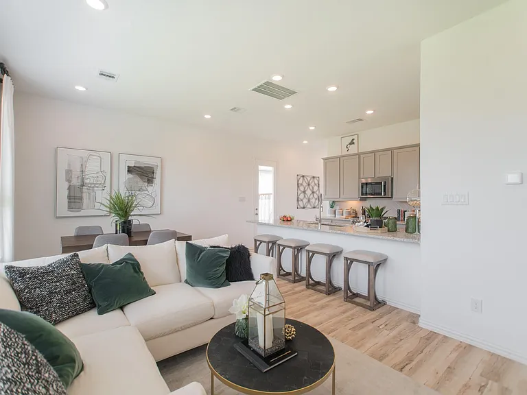 438 Lake Day Dr — Photo 19