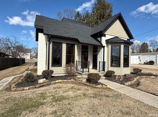 208 E State St, Princeton, IN 47670