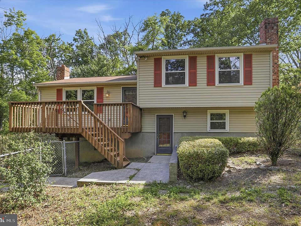 1st image of 633 Halterman Dr