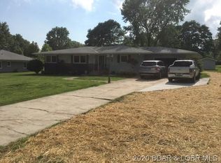 509 N Aurora St, Eldon, MO 65026