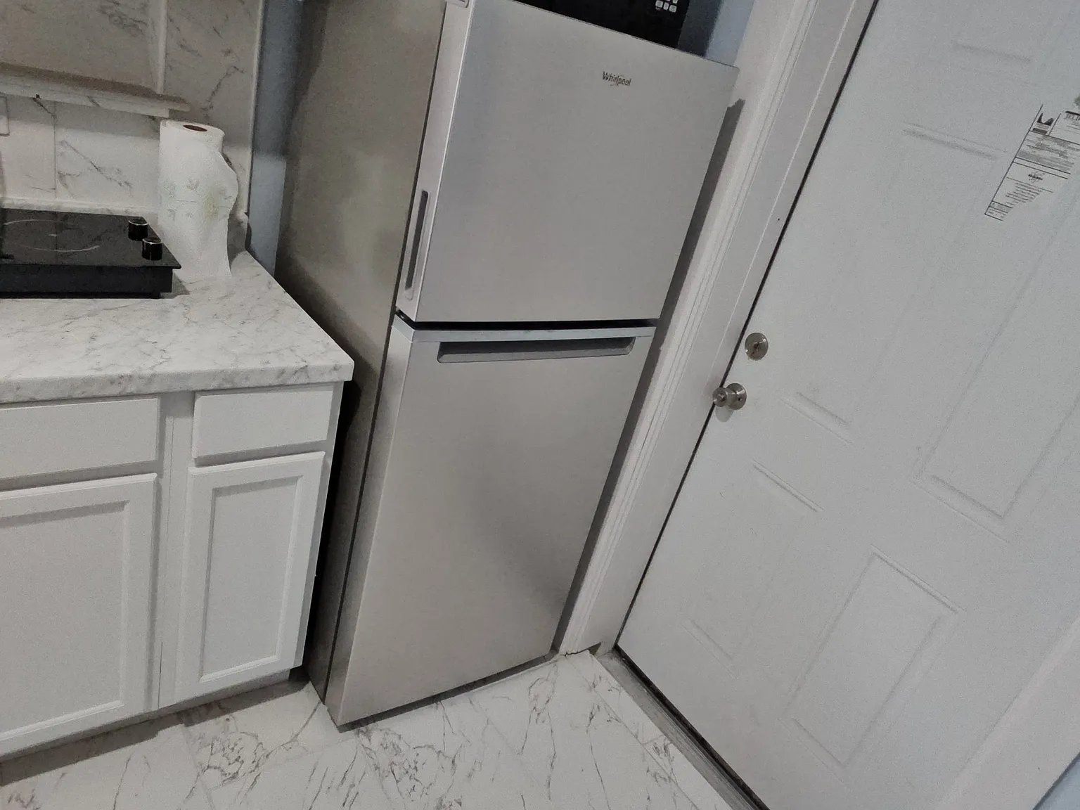 108 S Sunland Dr — Photo 3