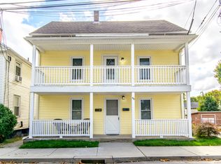 48 Smith St, Putnam, CT 06260