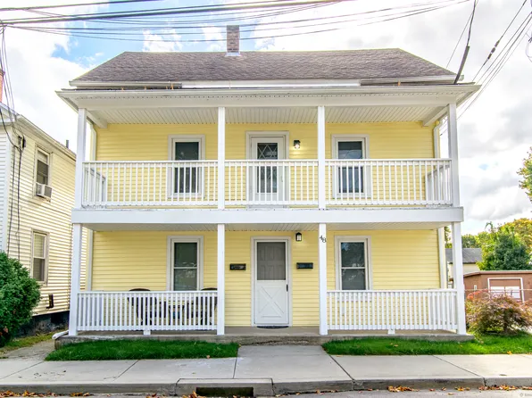 48 Smith Street, Putnam, CT 06260