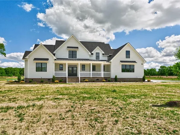 2624 Ballahack Rd, Chesapeake, VA 23322