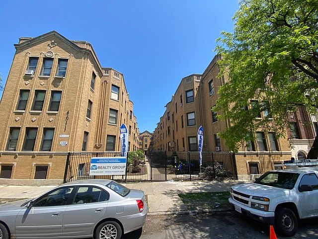 1st image of 4613.5 S Drexel Ave #1B