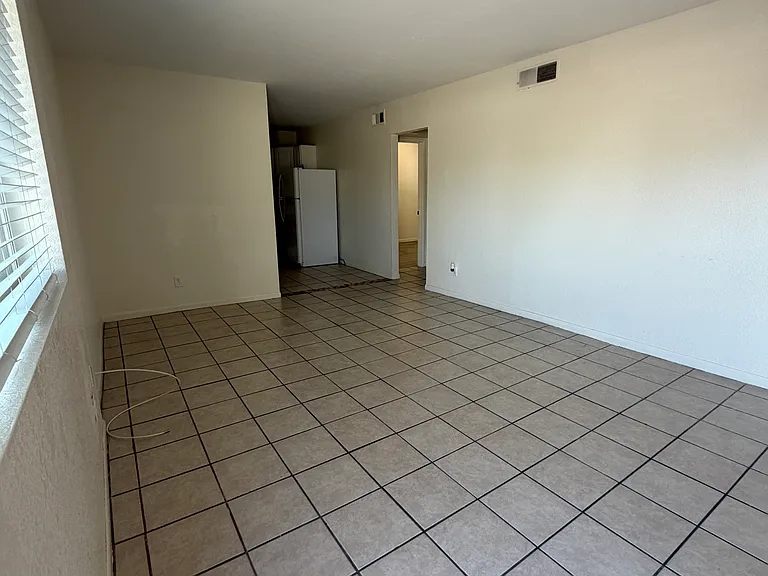 1420 E Brown St #C — Photo 8