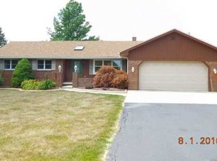 4955 Curtice Rd, Northwood, OH 43619