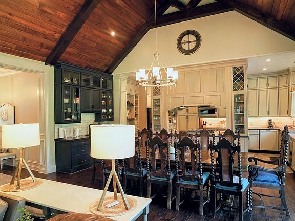 14th image of this home