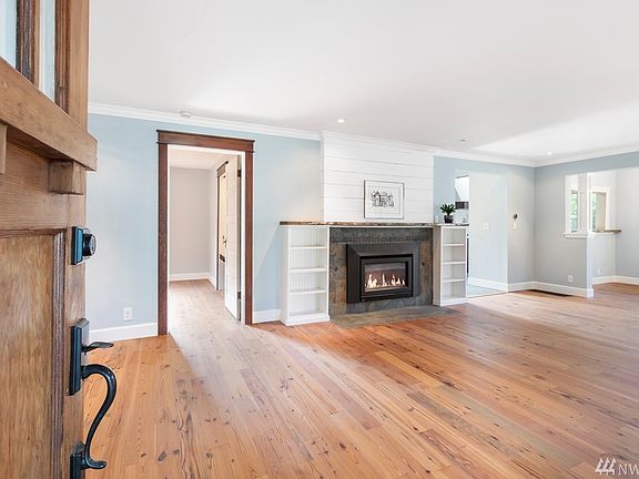 2nd image of 9617 Maple Ave SW