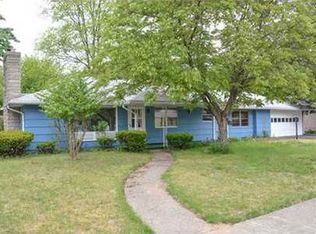 223 S Holiday Dr, South Bend, IN