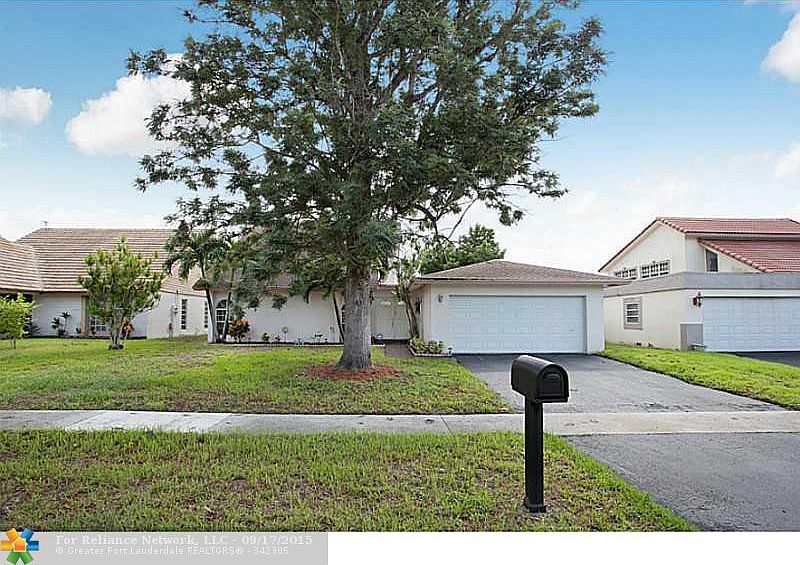 1st image of 4040 NW 93rd Ave