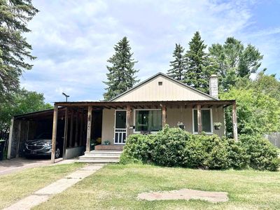 104 3rd St, Iron Mountain, MI, 49801