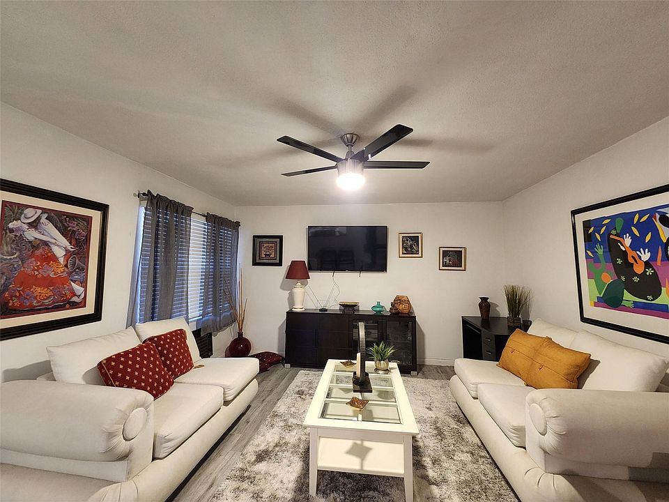 1st image of 17090 NE 14th Avenue #211