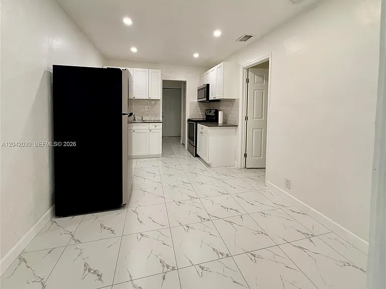 26741 SW 139th Ave #B — Photo 14